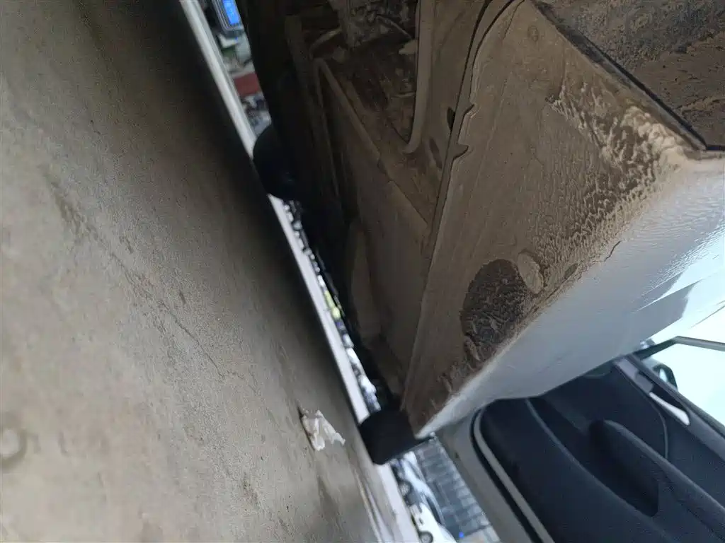 Chevrolet Cavalier 2016 1.5L Manual Enjoyment Edition фото 19