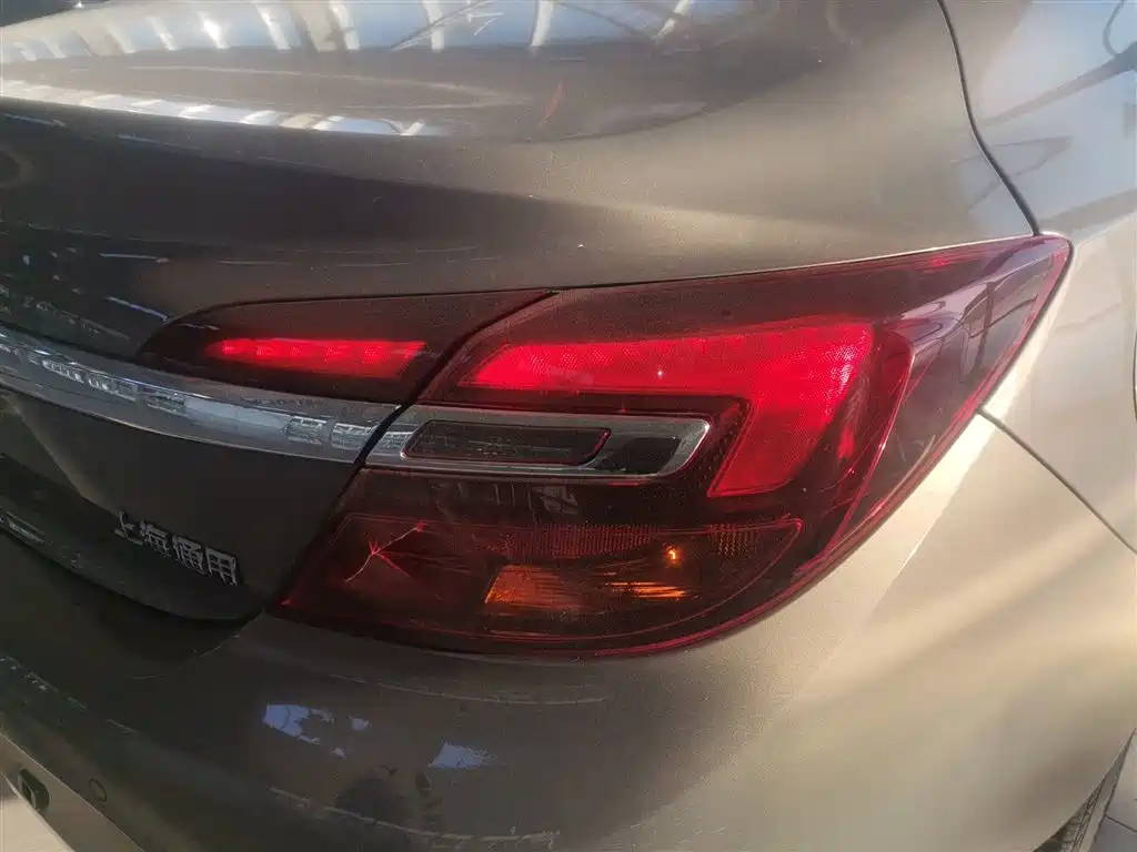 Buick Regal 2015 1.6T Elite Tech Edition фото 8