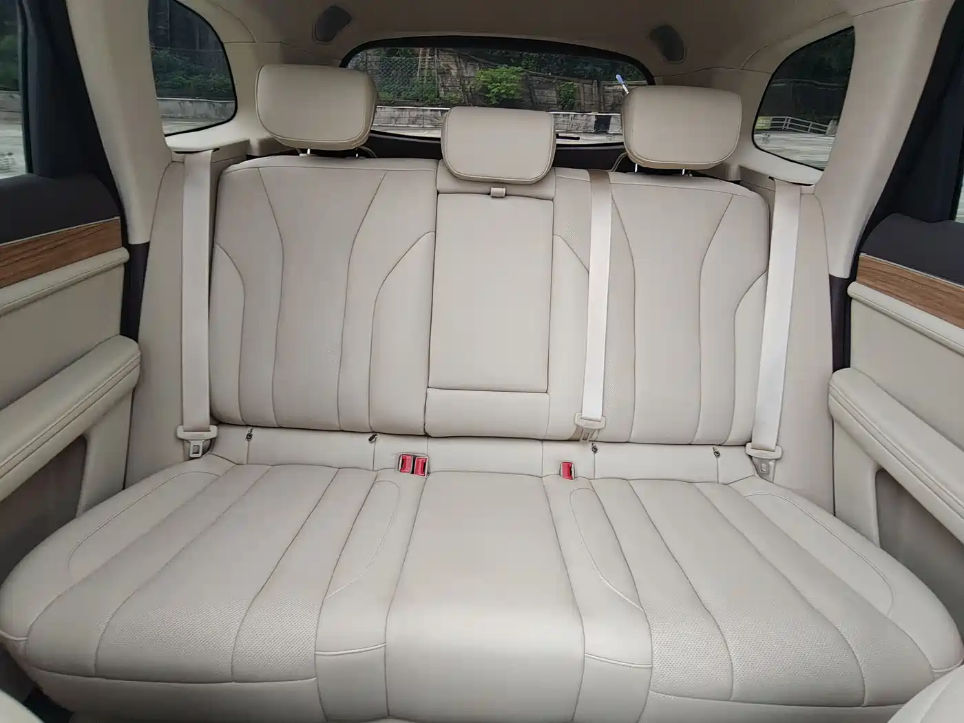 AITO Wenjie AITO M7 2024 Model 1.5T Smart Drive RWD Max 5-Seater фото 12
