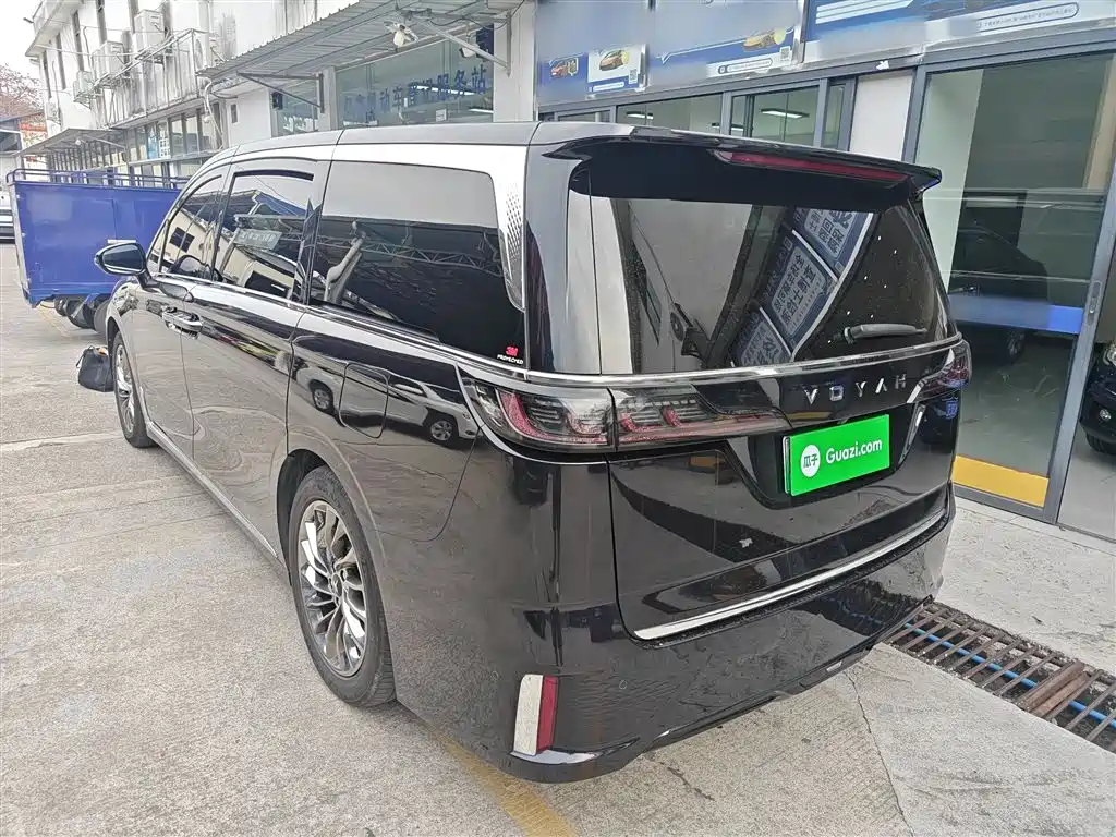 Voyah Auto Voyah Dreamer 2022 Low-carbon Dream+Smart Package фото 23