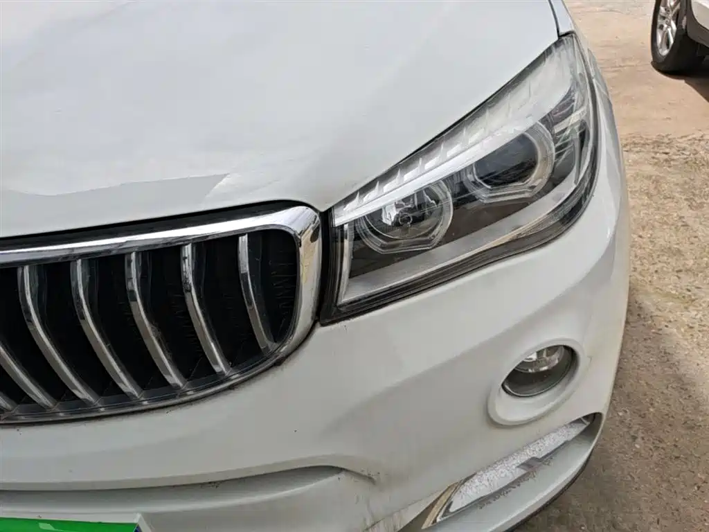 SWM Motor SWM X7 2020 2020 2.0L Manual Comfort 7-seater