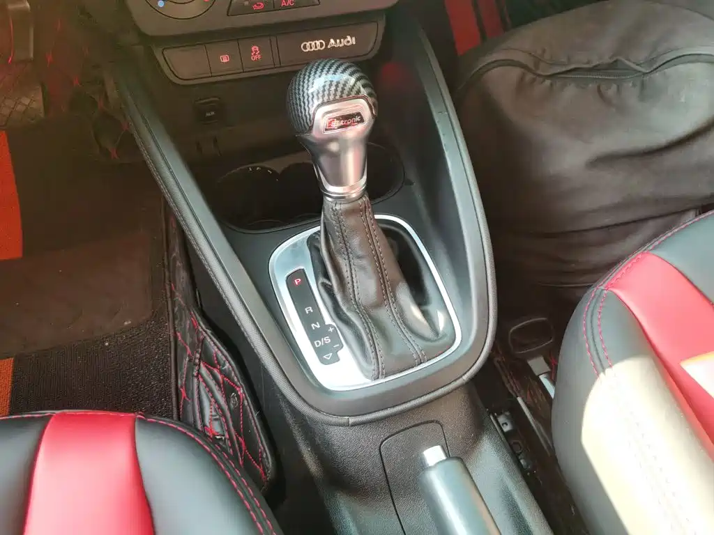 Audi A1 2017 2016 30 TFSI Sportback Design Style Edition