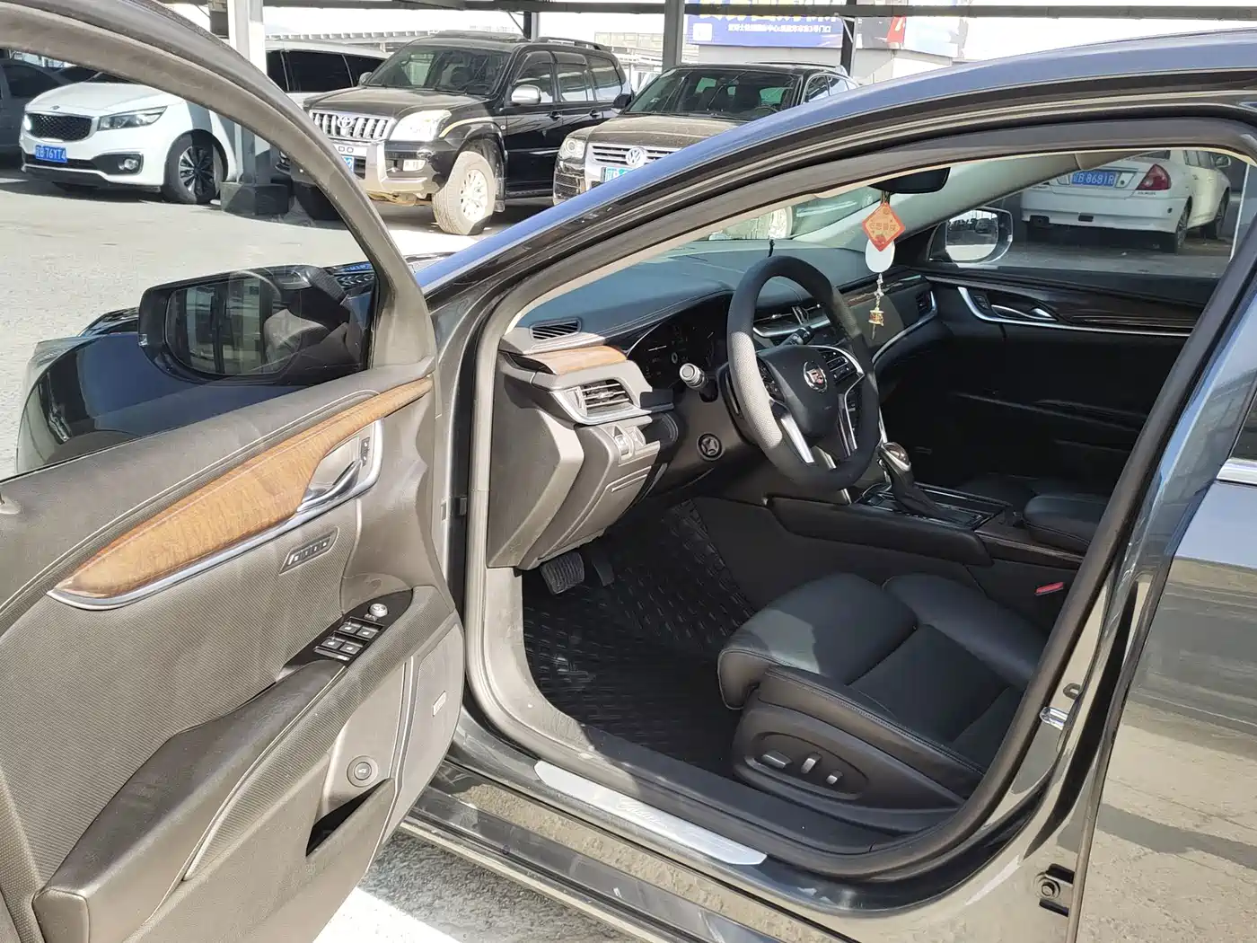 Cadillac XTS 2013 2013 28T Luxury