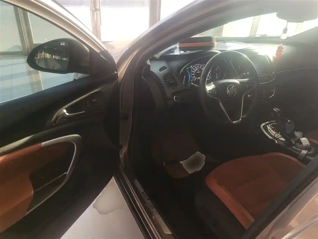 Buick Regal 2015 1.6T Elite Tech Edition фото 16