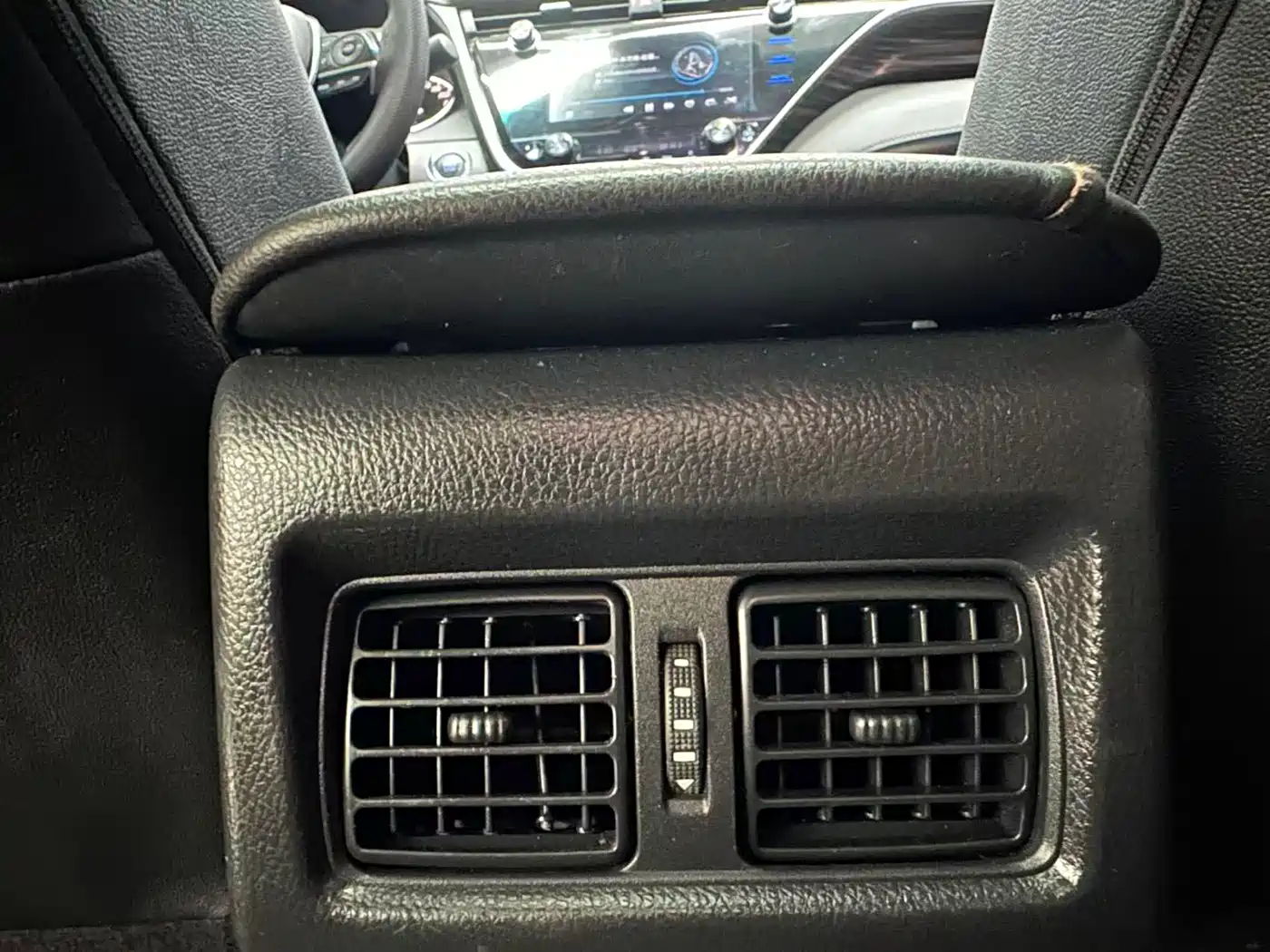 Toyota Camry 2019 Facelift 2.0G Luxury Edition фото 12