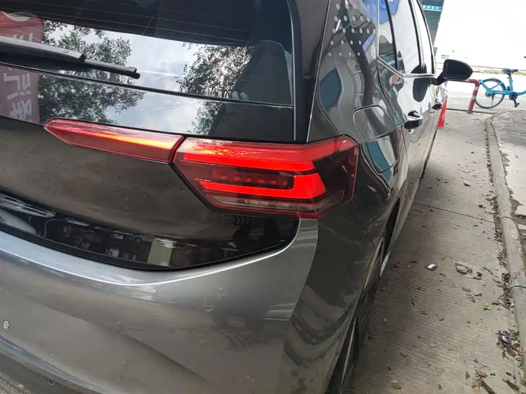 Volkswagen ID.3 2023 Upgraded Pure Intelligence Edition фото 8