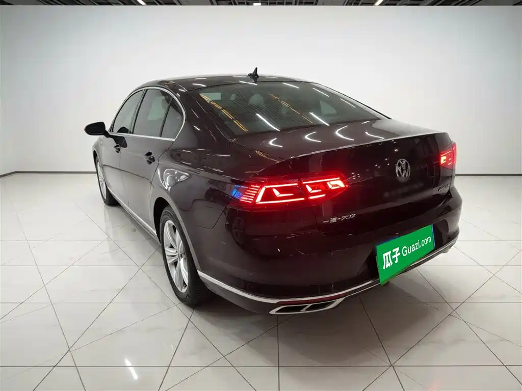 Volkswagen Magotan 2025 Popular Edition 280TSI DSG Comfort фото 23