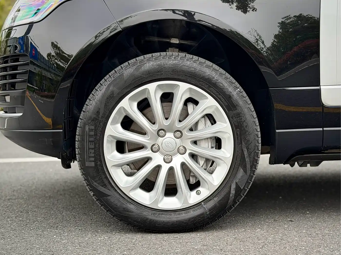Land Rover Range Rover 2019 3.0 SCV6 Heritage Edition фото 18