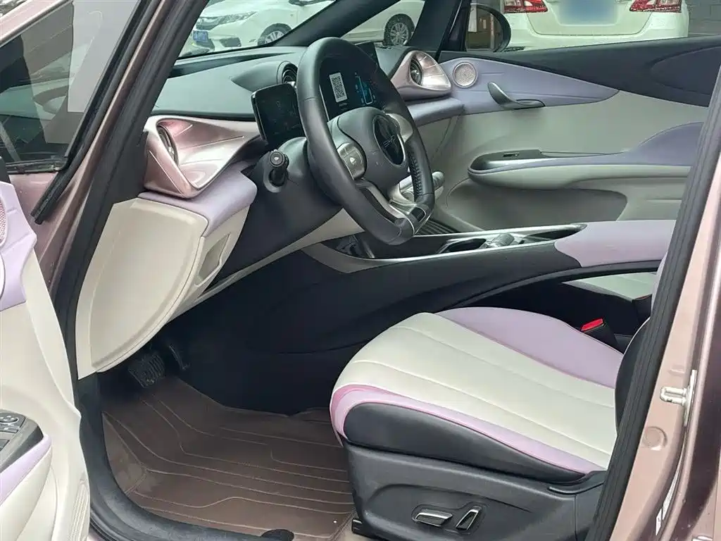 BYD Dolphin 2021 Model 405km Fashion Edition фото 24