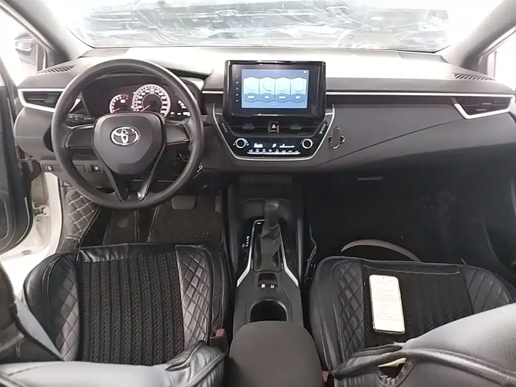 Toyota Levin 2021 185T CVT Progressive Edition фото 10
