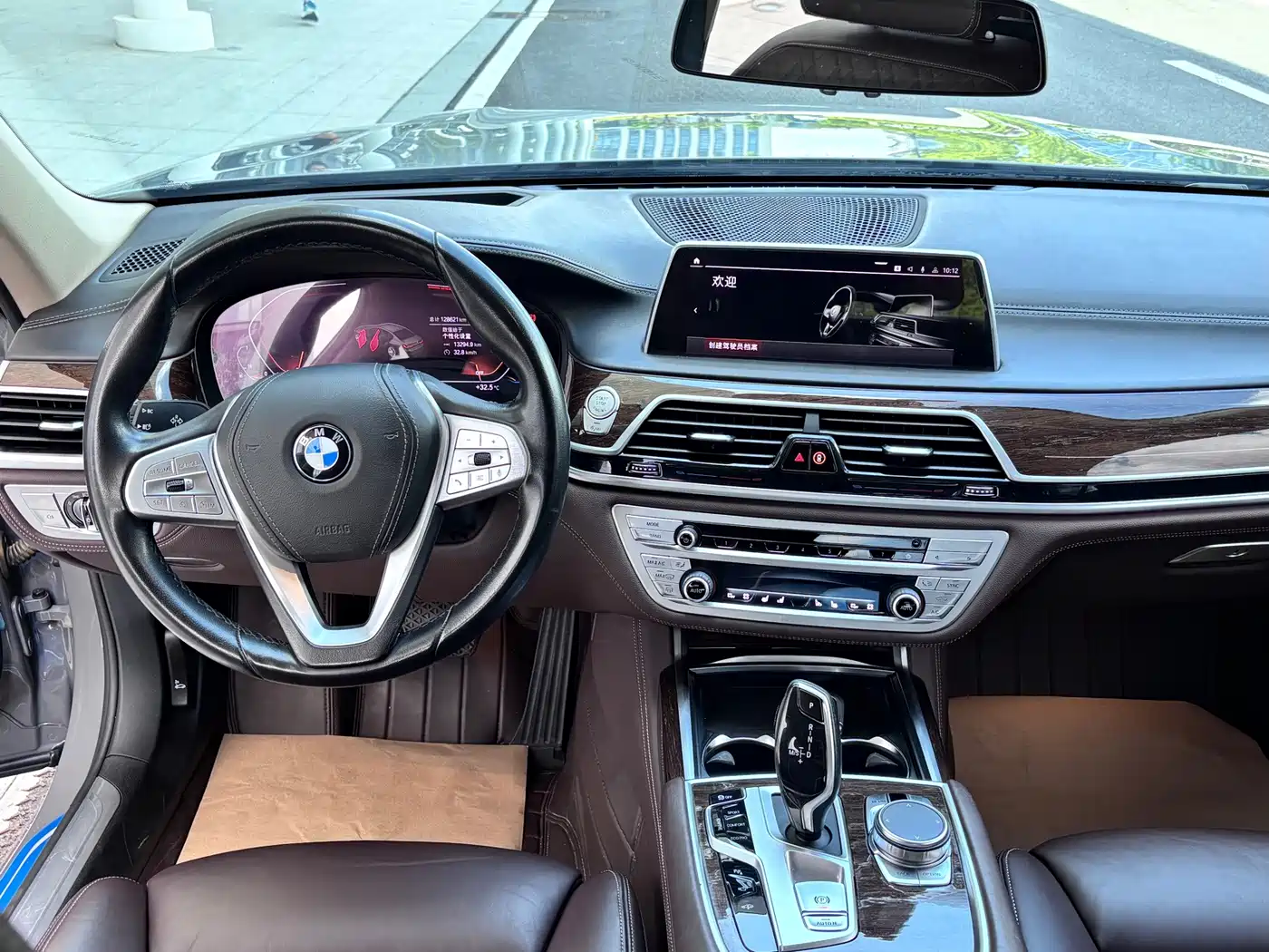 Фото 7 - BMW 7 Series