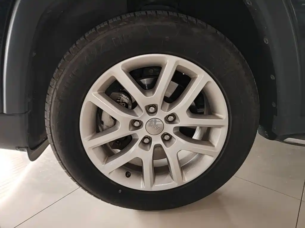 Jeep Commander 2018 2018 2.0T 2WD Advance Version China V