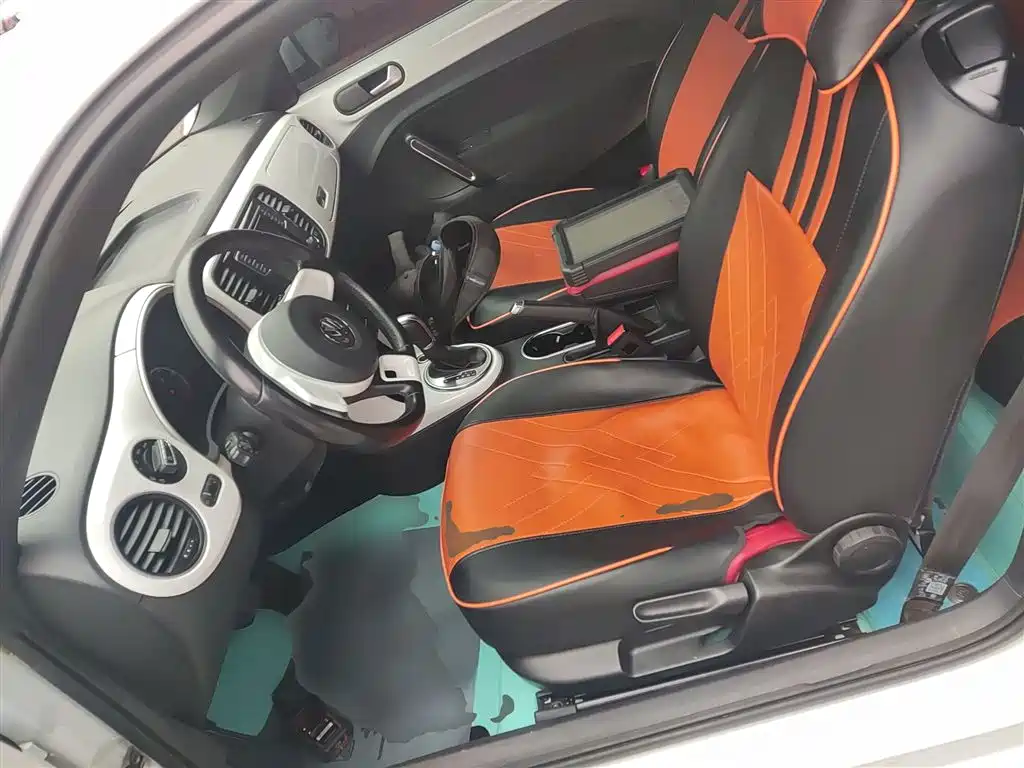 Volkswagen Beetle 2018 180TSI Easy Joy Edition фото 12