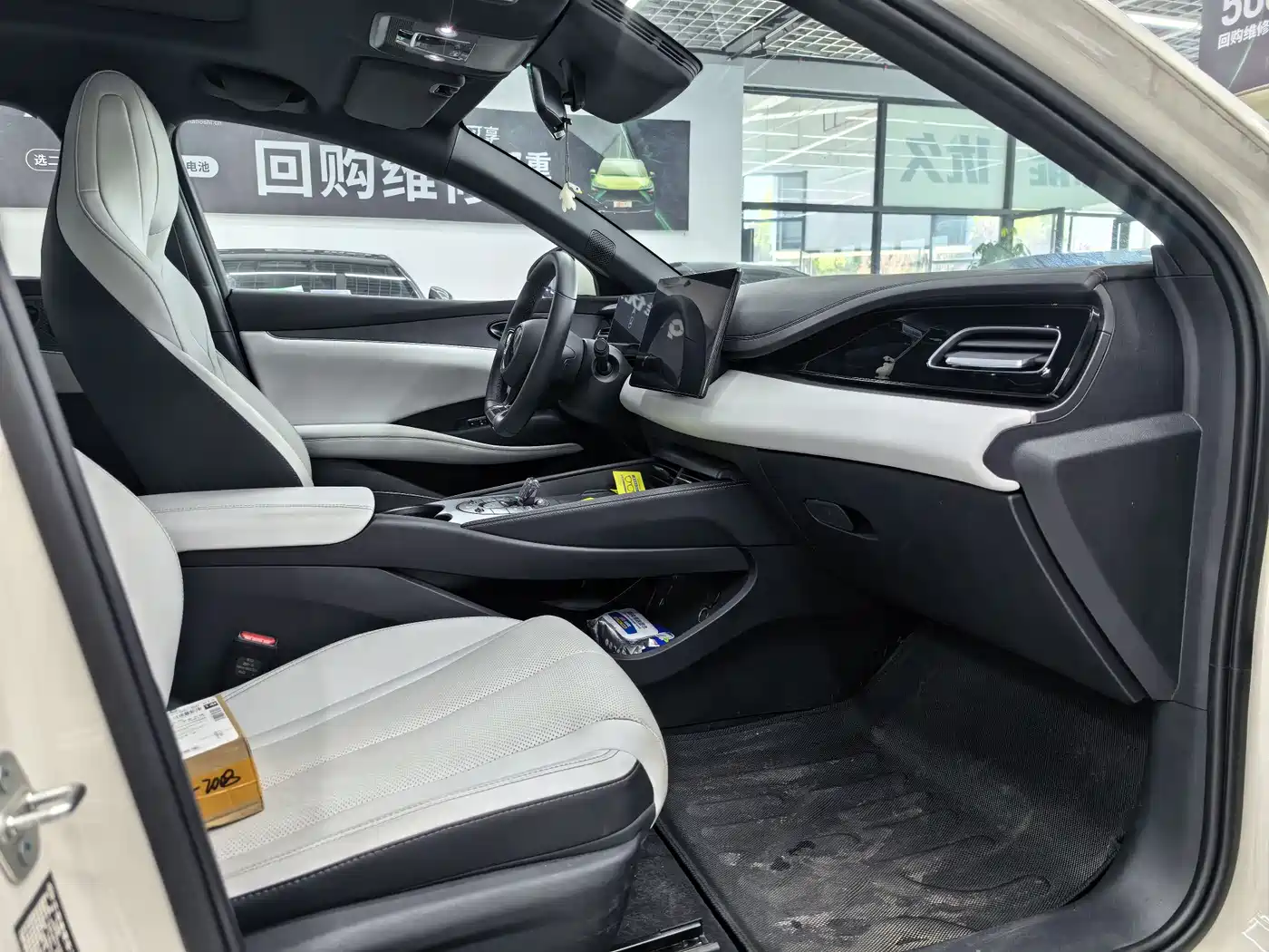 BYD Seal 06 New Energy 2025 DM-i Smart Drive Edition 120KM Prestige фото 9