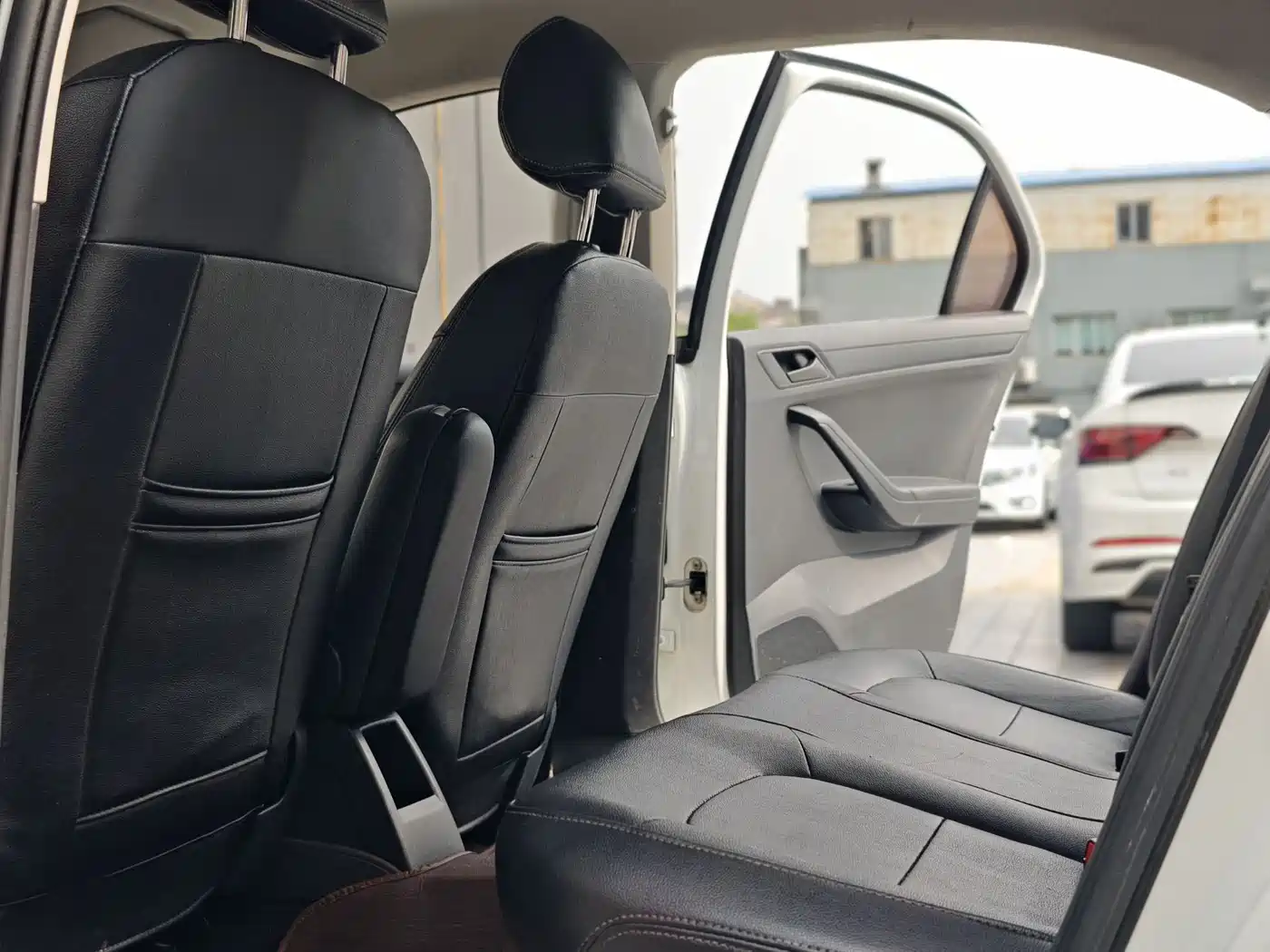 Volkswagen Jetta 2019 Dream Edition 1.5L Auto Fashion фото 14