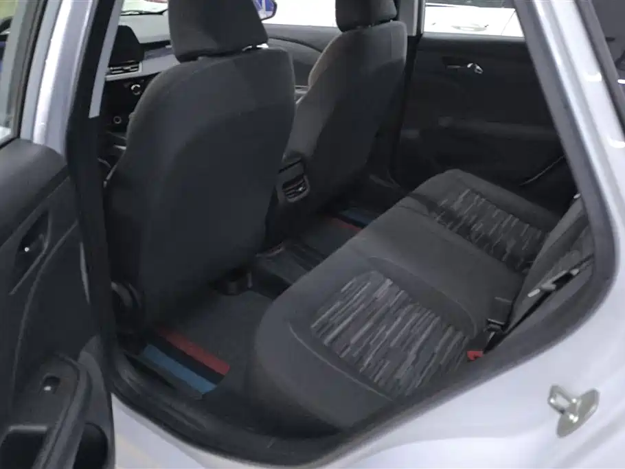 Chevrolet Monza 2023 1.5L DCT Enjoyment Edition фото 11