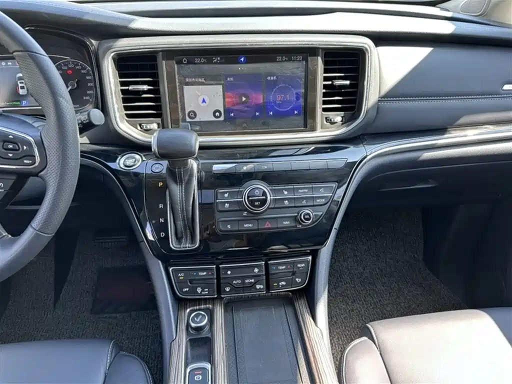 GAC Trumpchi Trumpchi M8 2019 320T Ultimate Edition фото 6