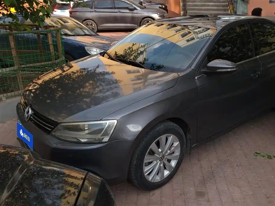 Volkswagen Sagitar 2014 1.4TSI Manual Luxury