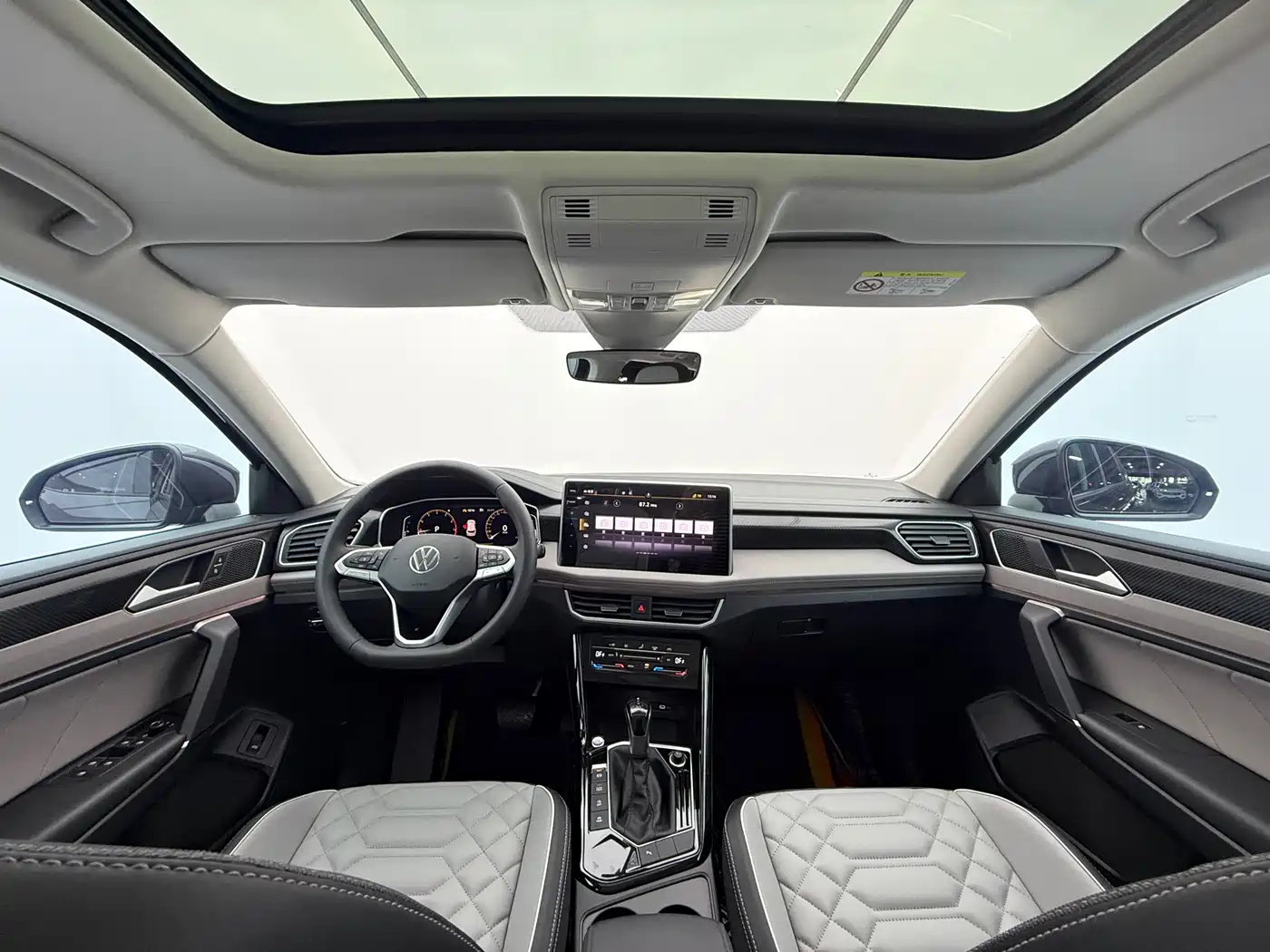 Volkswagen Tayron 2023 280TSI 2WD Luxury Plus Advanced Edition фото 9