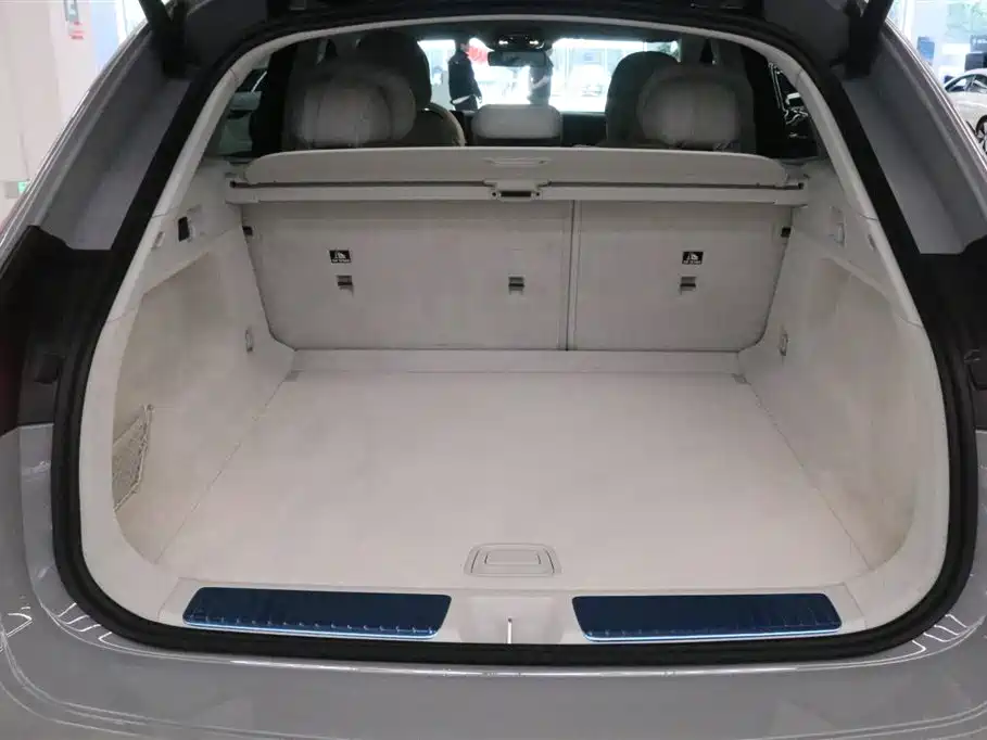 Mercedes-Benz EQE SUV 2024 350 4MATIC Luxury Edition фото 22
