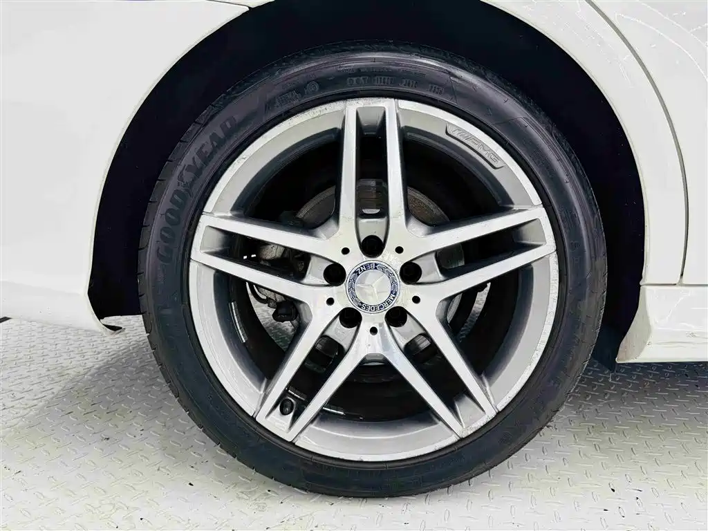 Mercedes-Benz E-Class 2014 E 260 L Sport Luxury фото 25