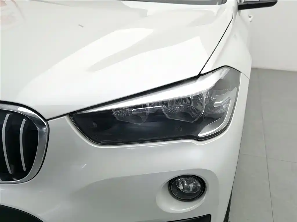 BMW X1 2016 sDrive18Li Fashion Model фото 7