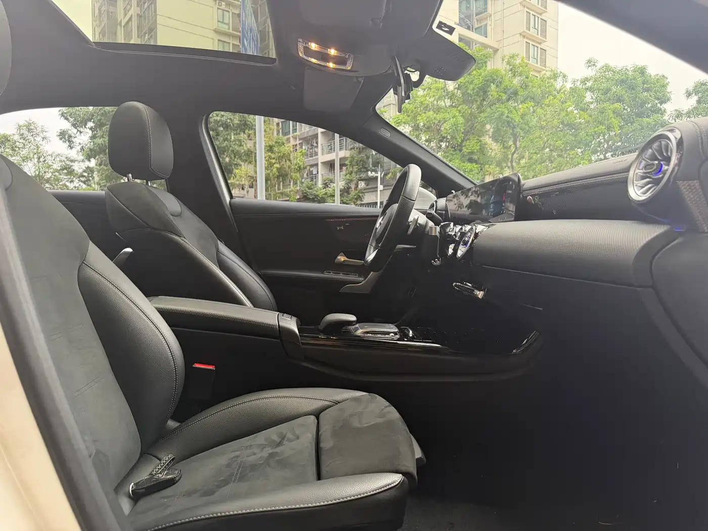 Mercedes-Benz A-Class 2022 Facelift II A 200 L Sport Sedan Fashion фото 6