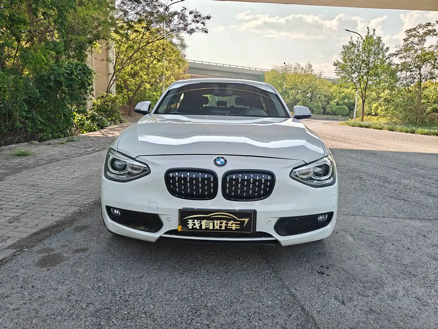 BMW 1 Series (Import) 2013 Facelift 118i Sport Model фото 2