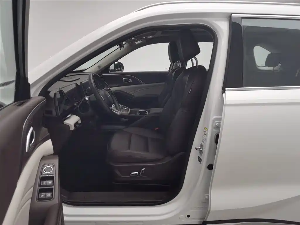 Haval Xiaolong MAX 2023 1.5L Hi4 105 4WD Pilot Edition фото 10