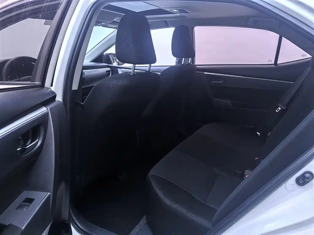 Toyota Levin 2014 1.8GS CVT Elite Edition фото 20