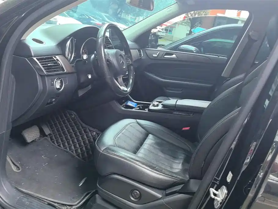 Mercedes-Benz GLE 2017 GLE 320 4MATIC Dynamic фото 9