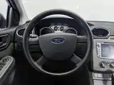 Фото 11 - Ford Focus