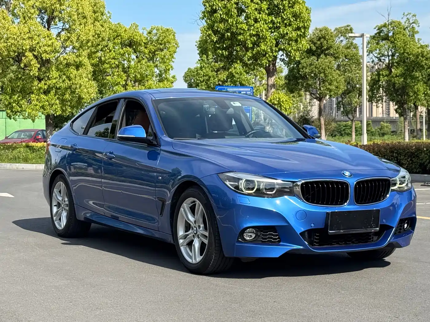 BMW 3 Series GT 2016 320i Fashion Style фото 3