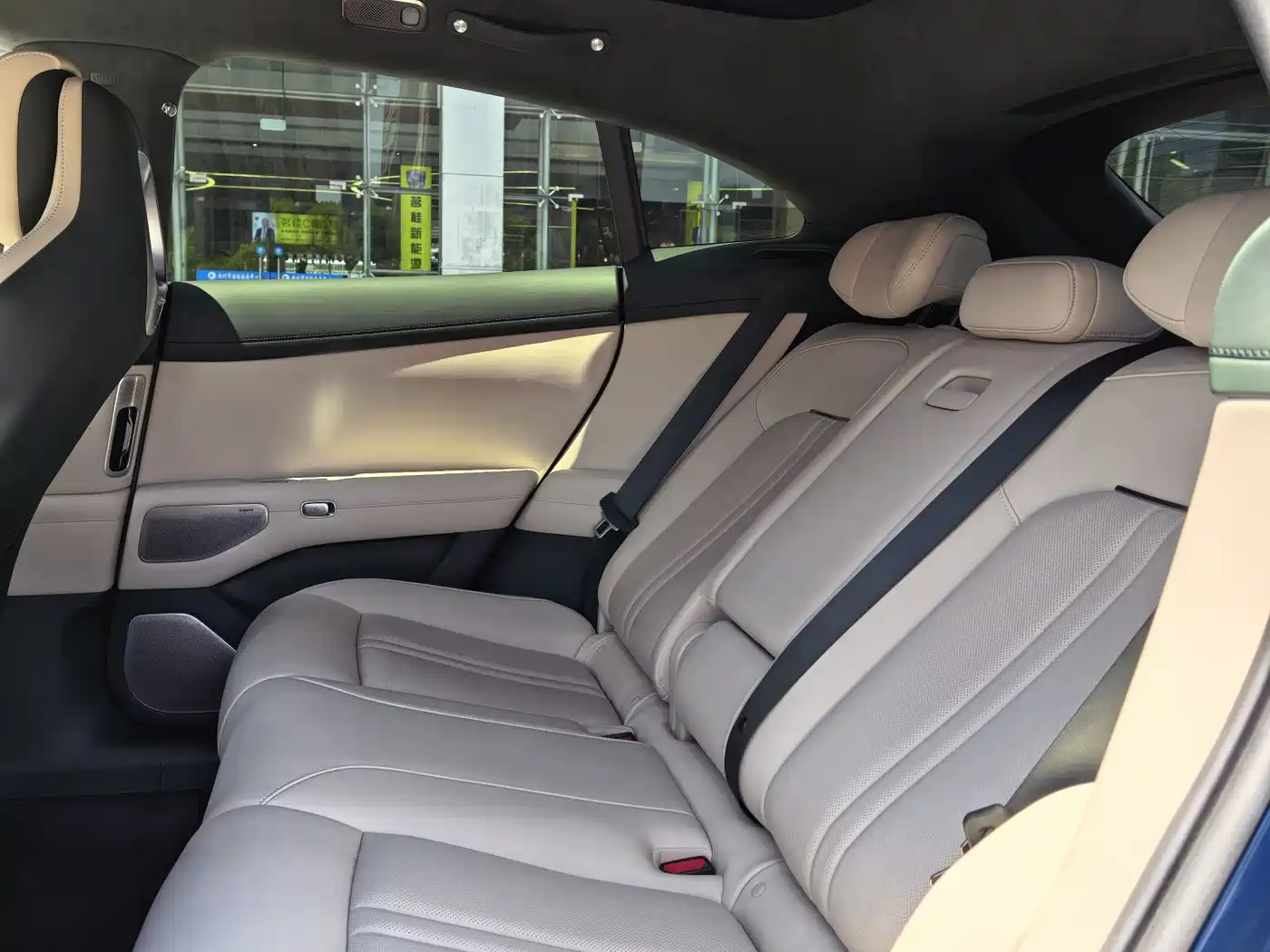 Xiaomi Auto Xiaomi YU7 2025 Ultra Long Range High Performance AWD Max Edition фото 9