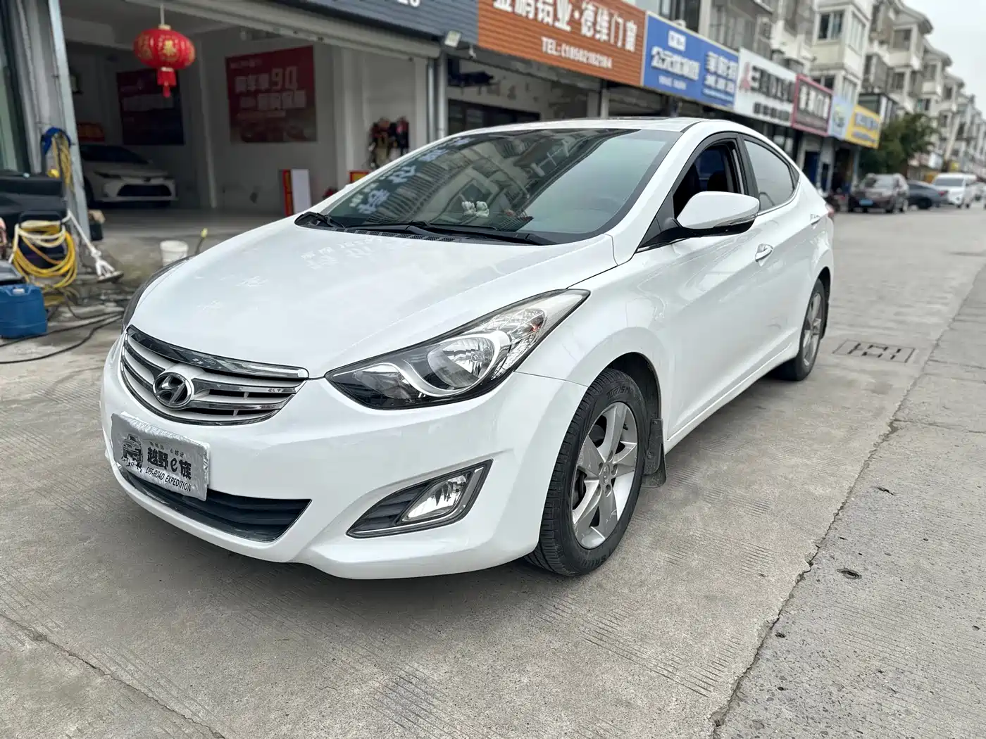 Hyundai Langdong 2013 1.6L Automatic Leading