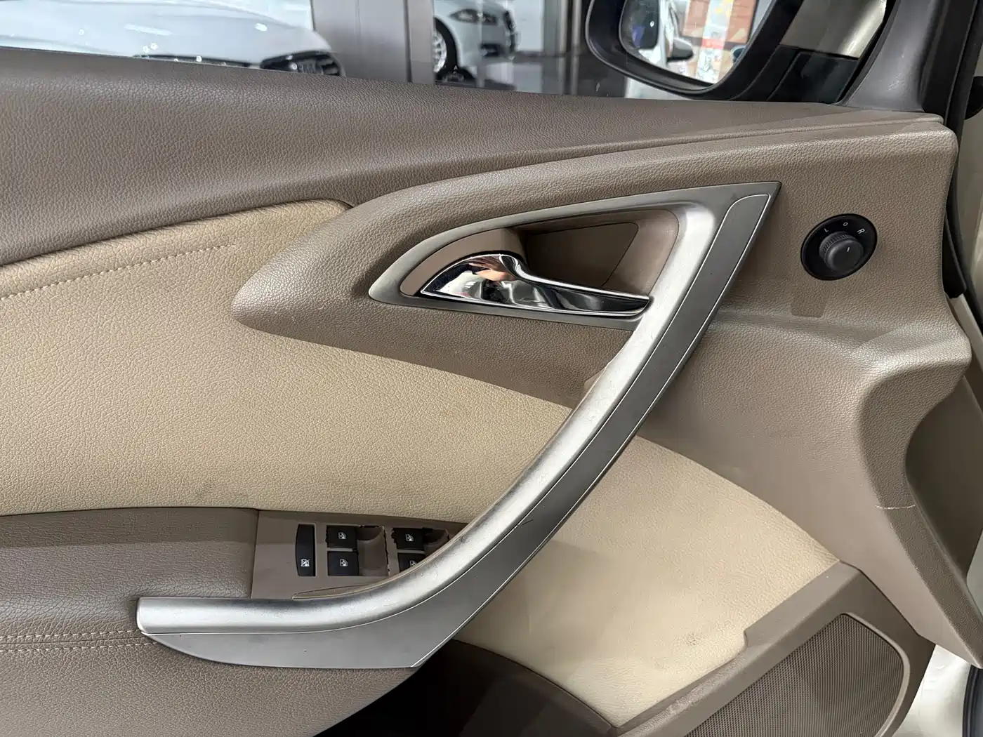 Buick Excelle 2013 GT 1.6L Automatic Fashion Edition фото 9