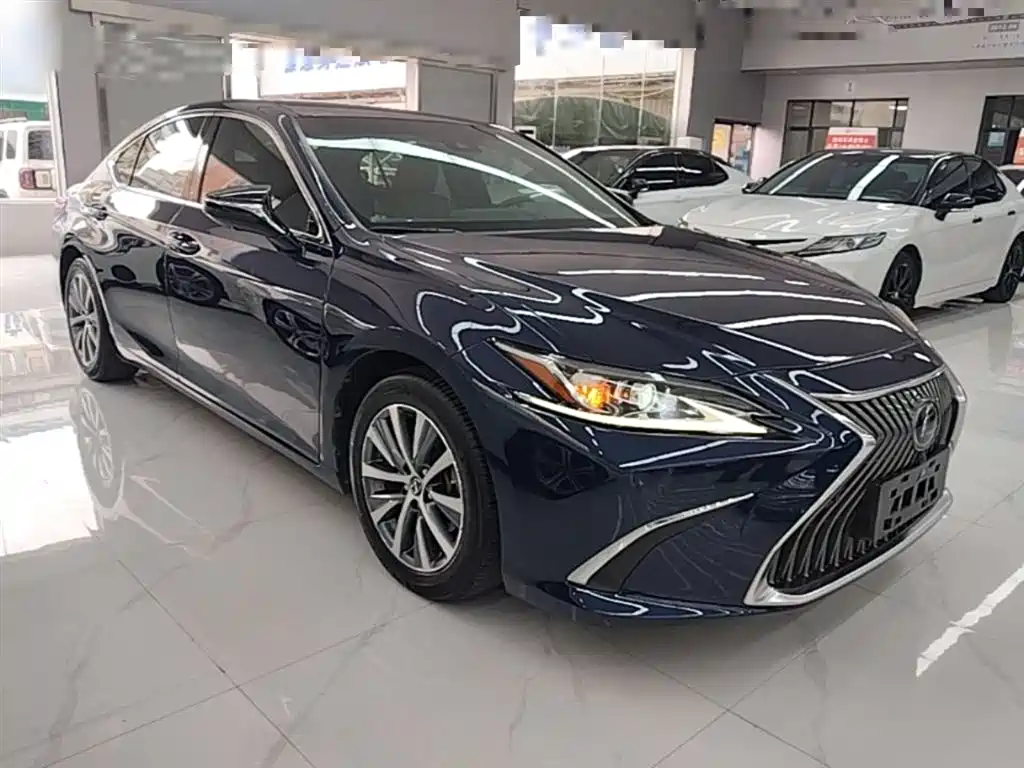 Lexus ES 2018 200 Excellence Edition China V фото 4
