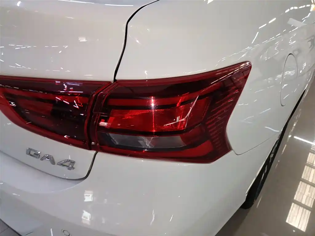 GAC Trumpchi Trumpchi GA4 2021 PLUS 235T Automatic Premium Edition фото 8
