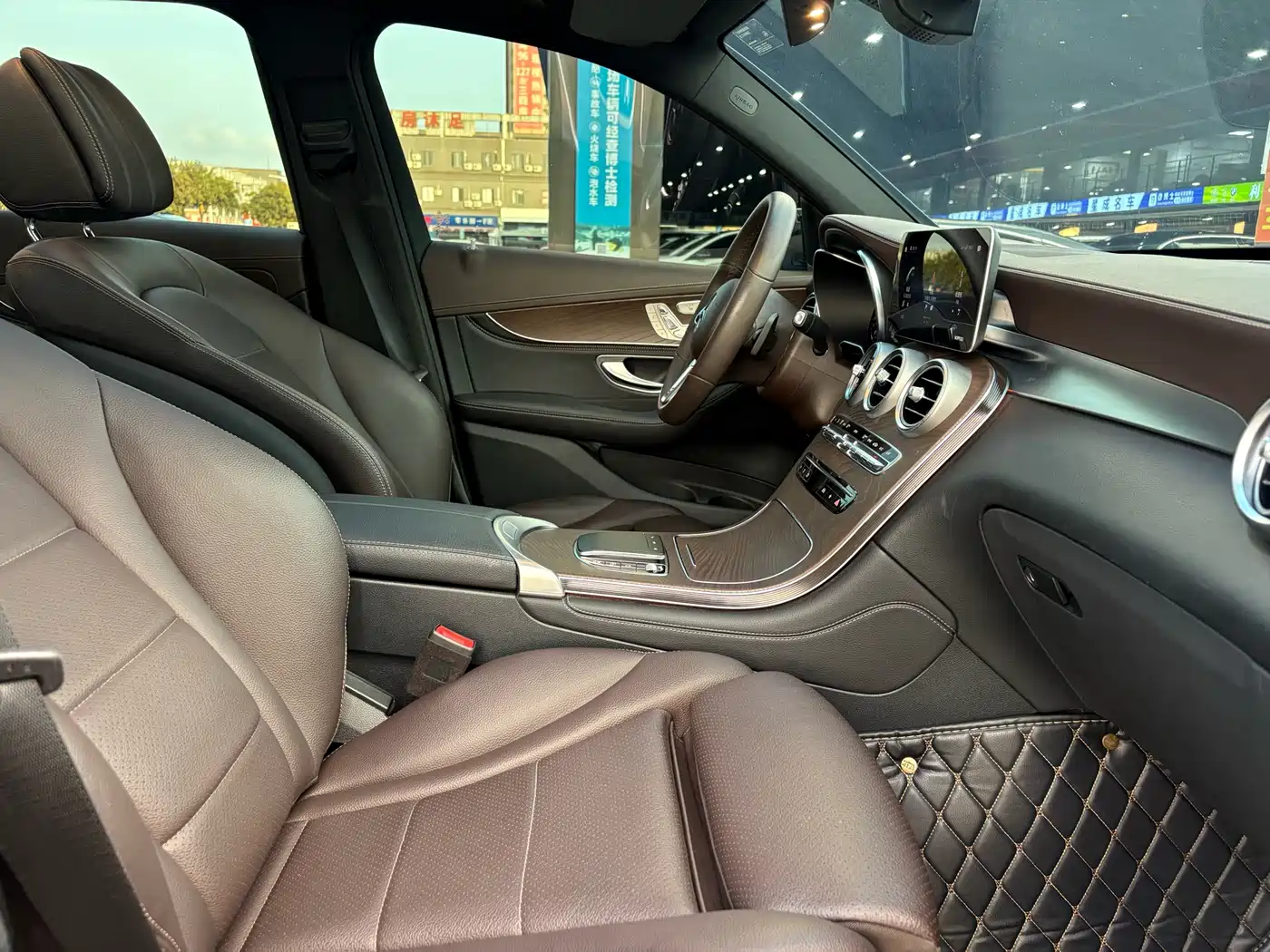Mercedes-Benz GLC 2020 GLC 300 L 4MATIC Dynamic фото 12