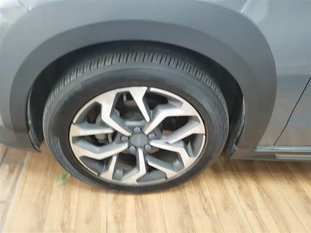 Lynk & Co 02 2018 1.5T DCT 2WD Power Edition China V фото 23
