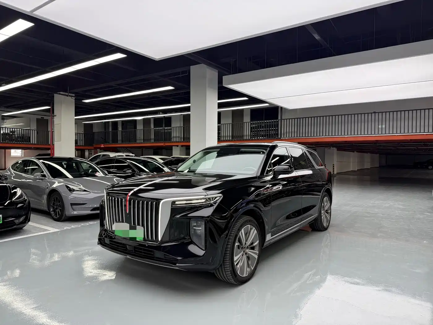 2023 Hongqi E-HS9