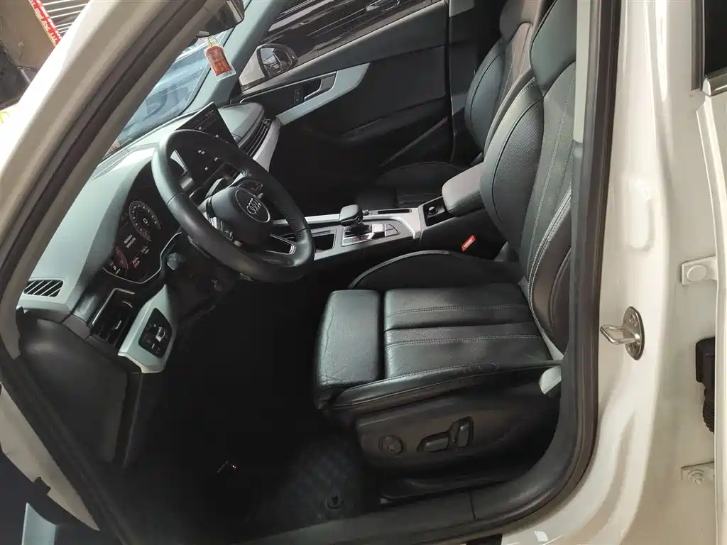 Audi A4L 2020 40 TFSI Fashion Dynamic Edition фото 15