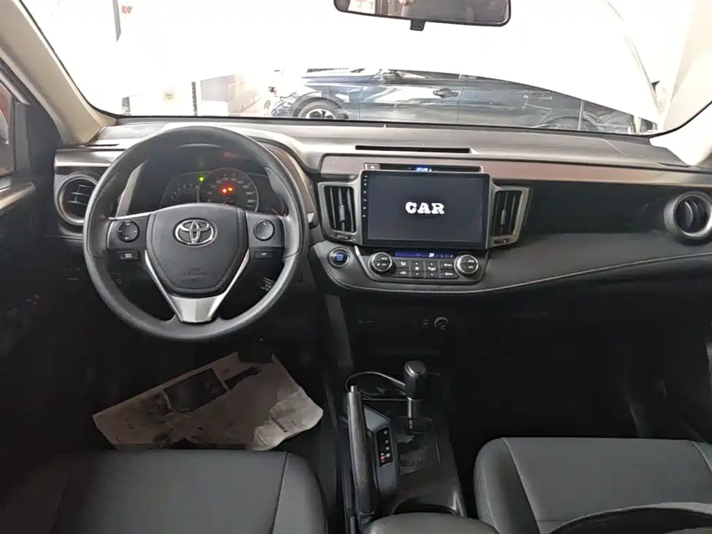 Toyota RAV4 Rongfang 2016 2.0L CVT 2WD Trend (China V) фото 10