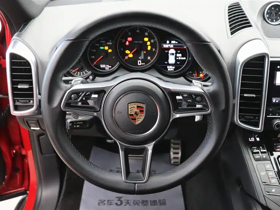 Porsche Cayenne 2016 Cayenne 3.0T фото 16