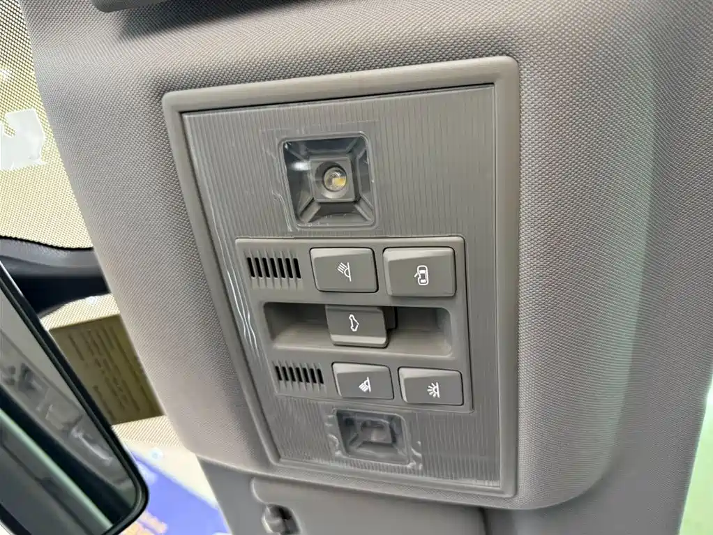 Volkswagen Lavida 2023 280TSI DSG Starlight Comfort Edition фото 14