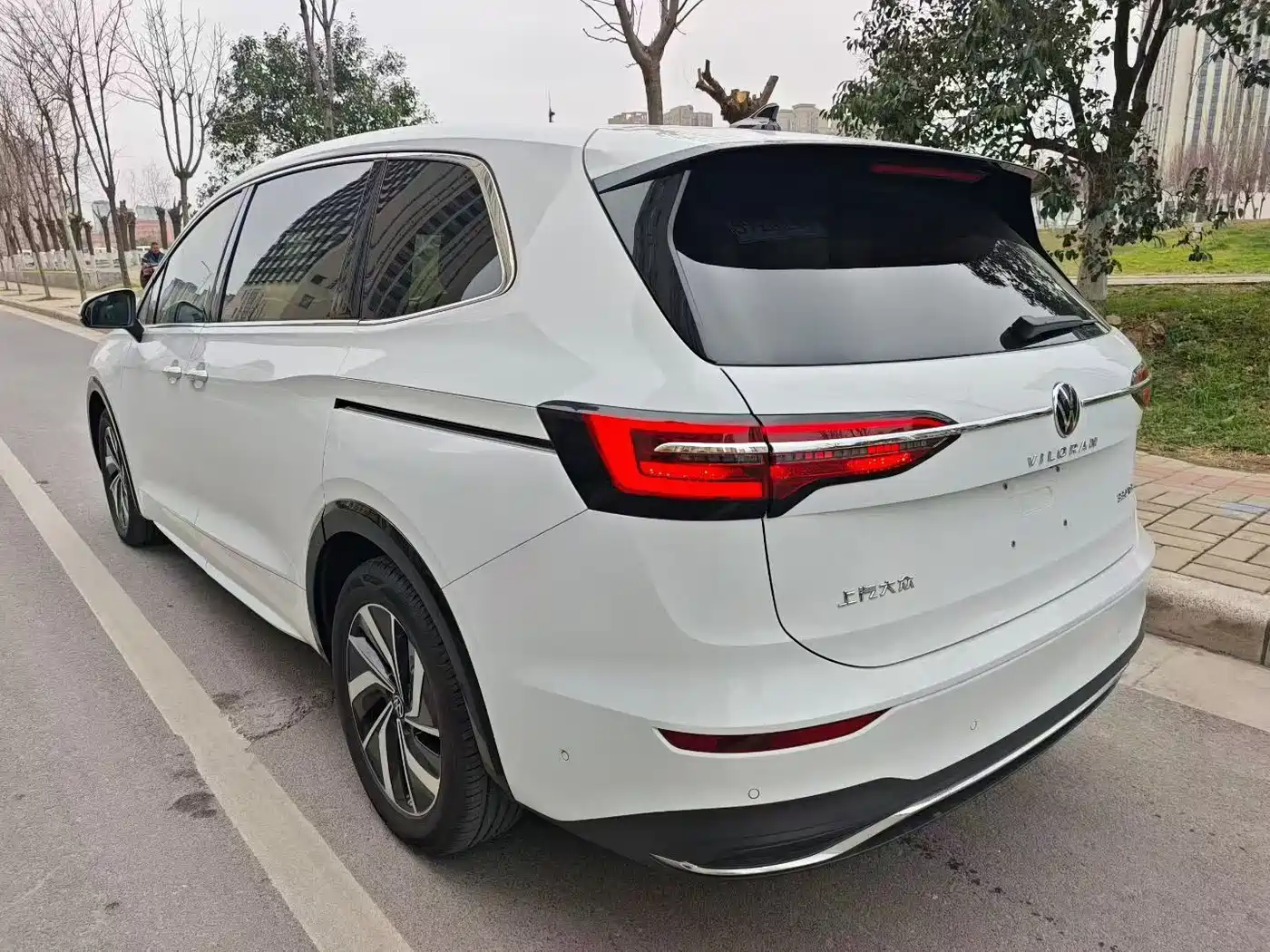Volkswagen Viloran 2024 330TSI Luxury Edition фото 7