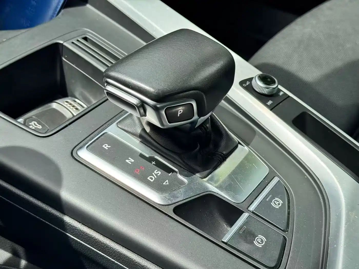 Audi A4L 2020 40 TFSI Fashion Dynamic Edition фото 14