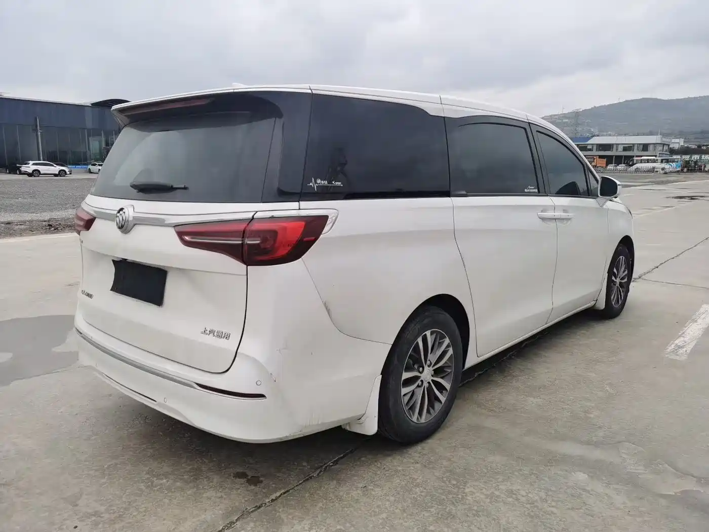 Buick GL8 2021 ES Landlord 653T Premium фото 6