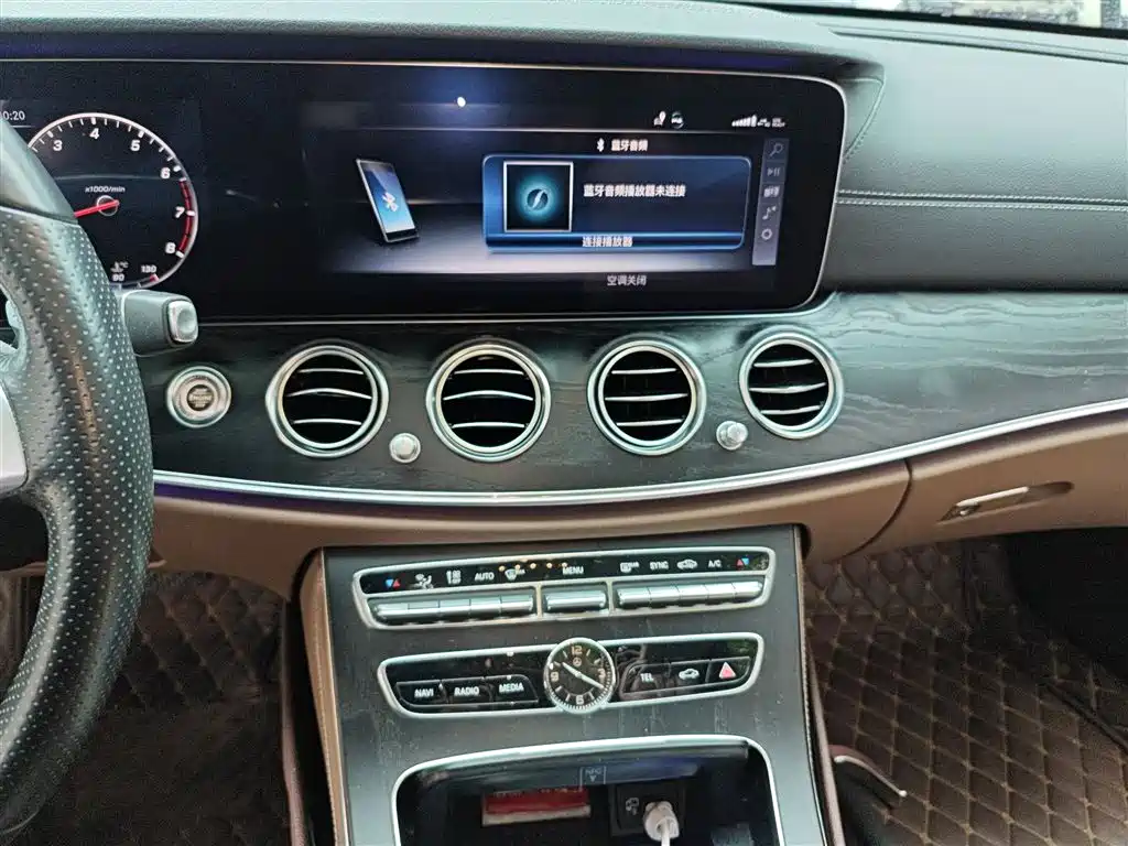 Mercedes-Benz E-Class 2018 Facelift E 200 L Sport фото 6