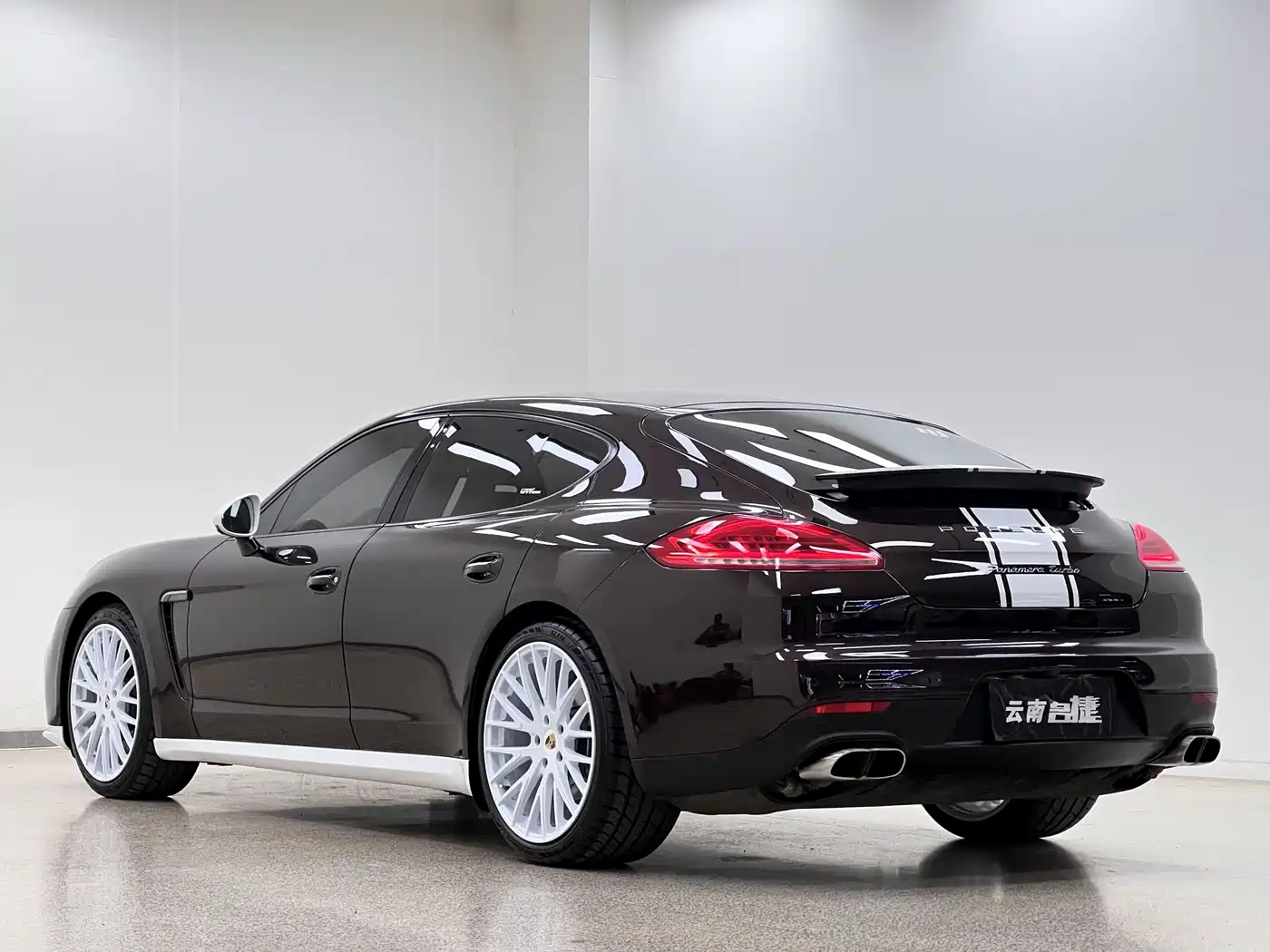 Porsche Panamera 2014 Panamera 3.0T фото 5